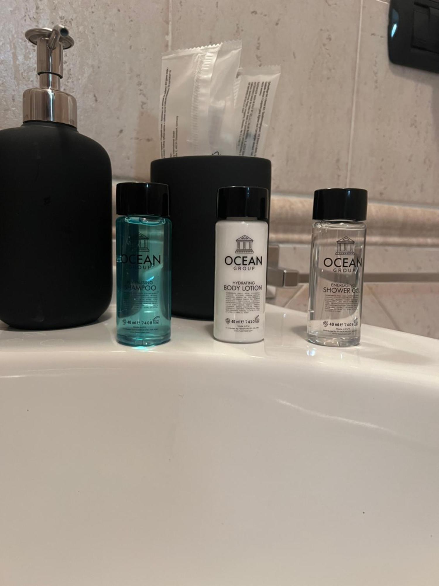 ポンテ・ガレリアCharme & Relax - Fiera Di Roma - Fiumicino Airportアパートメント エクステリア 写真